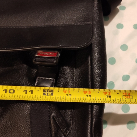 Like-New Michael Kors Briefcase/Laptop Bag - Picture 14 of 16